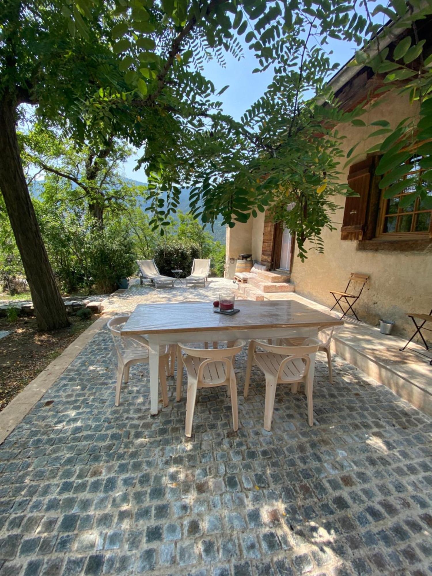 Corps De Garde De La Roche Villa Mont-Dauphin Ngoại thất bức ảnh